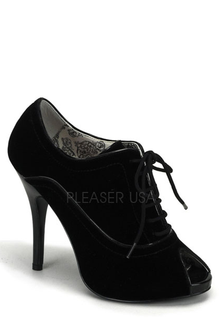 black peg heel boots